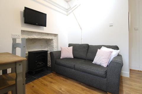 undefined, Esslemont Avenue, First Floor Left,