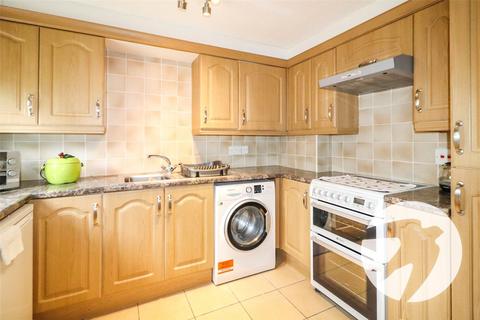 2 bedroom flat for sale, Lesney Park Road, Erith, Kent, DA8