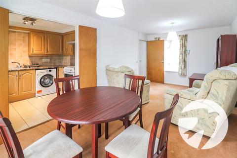 2 bedroom flat for sale, Lesney Park Road, Erith, Kent, DA8