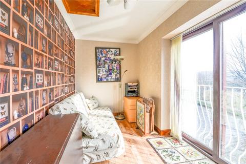 4 bedroom detached house for sale, Leach Road, Riddlesden, Keighley, BD20