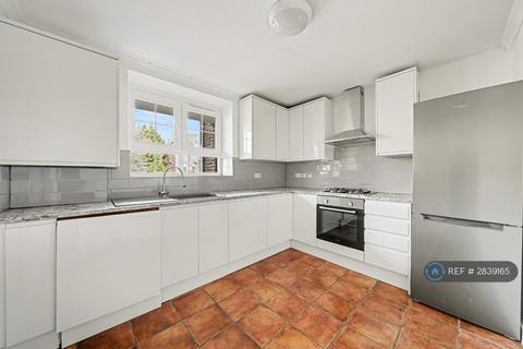 2 bedroom flat to rent, Catherine House, London, N1