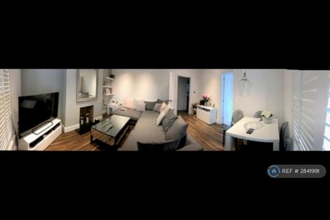 undefined, Waterfall Close, London, N14