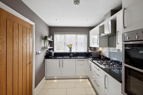 4 bedroom semi-detached house for sale, Linforth Way, Birmingham, B46