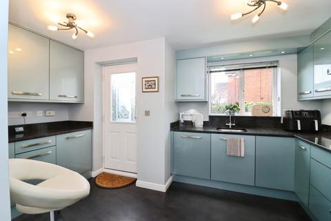 4 bedroom detached house for sale, Glasshouse Lane, Chesterfield, S43