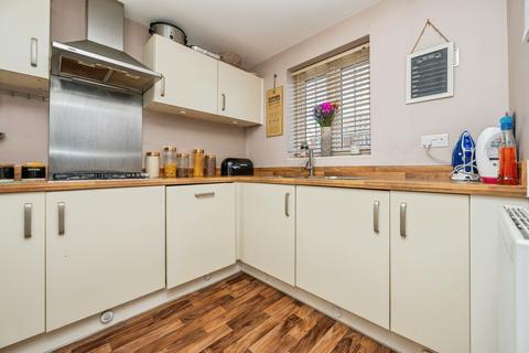 3 bedroom semi-detached house for sale, Albrighton Drive, Kidderminster, DY10