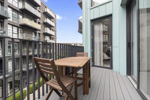 2 bedroom apartment for sale, 18 Bundocks Walk, London, E3