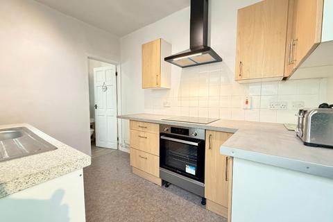 2 bedroom terraced house to rent, New Cheveley Road, Newmarket