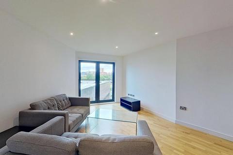 2 bedroom flat to rent, Gotts Road