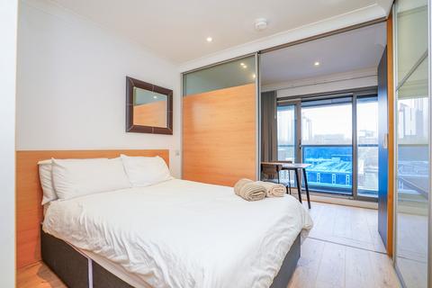 2 bedroom flat to rent, Regent Street