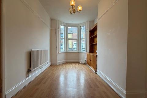 undefined, Bristol BS16