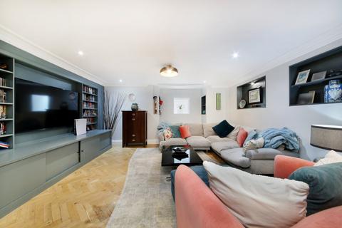 5 bedroom terraced house to rent, Fernwood Avenue, London SW16