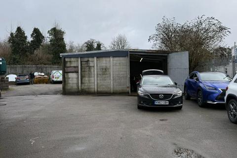 Warehouse to rent, Coity Rd Bridgend CF31 1NW