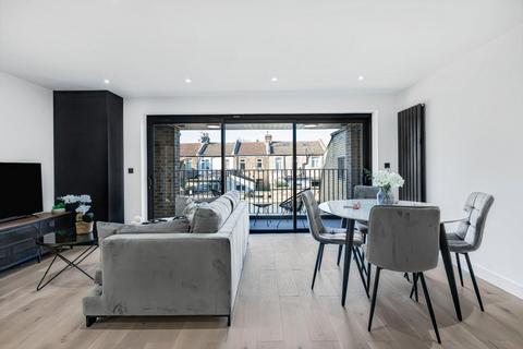 1 bedroom flat for sale, Cleveland House, Clinton Road, London, E7