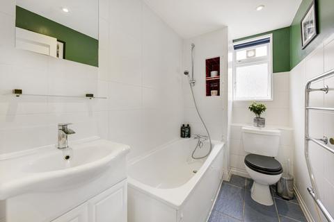 2 bedroom flat for sale, Charlwood Street, London, SW1V