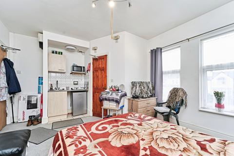 undefined, Bescot Road, Walsall, West Midlands, WS2