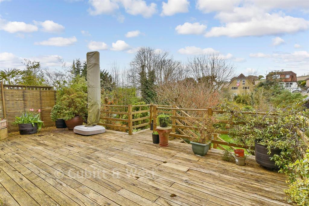 Patio / Decking