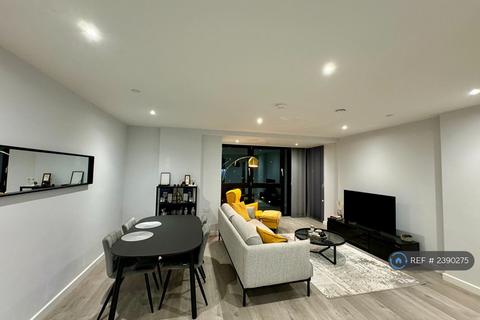2 bedroom flat to rent, Millstream Tower, London, N17
