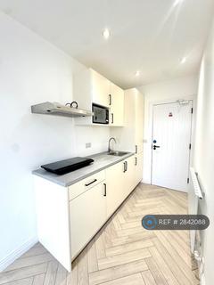 Studio to rent, Streatfield Road, Harrow, HA3