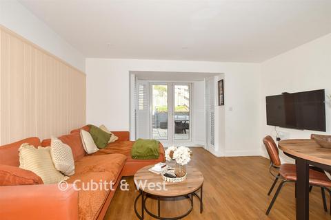undefined, Virginia Drive, Haywards Heath RH16