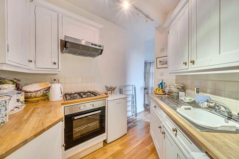2 bedroom flat for sale, Shorrolds Road, London, SW6