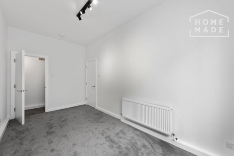 undefined, Creighton, N2