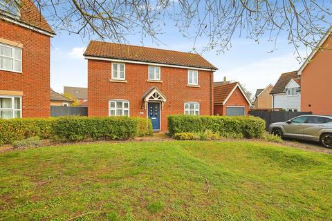 3 bedroom detached house for sale, Snowdrop Way, Red Lodge, Bury St. Edmunds