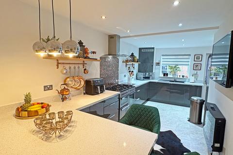 3 bedroom detached house for sale, Burghley Road, Skegness, Lincolnshire, PE25 3NJ