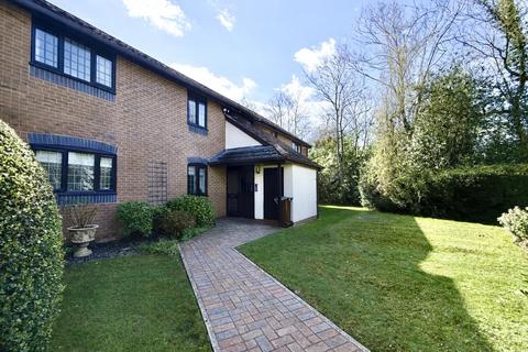 undefined, Campbell Close, Hampshire GU46
