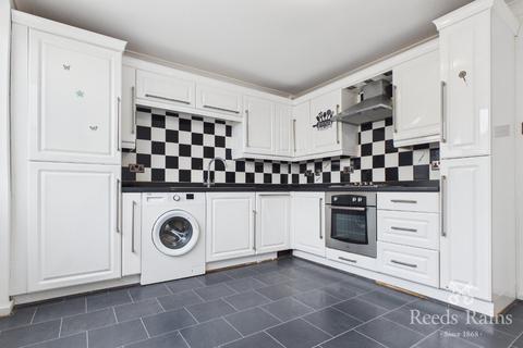 2 bedroom terraced house for sale, Edendale, West Yorkshire WF10