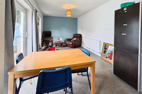 3 bedroom maisonette to rent, Torquay Road, Devon TQ3