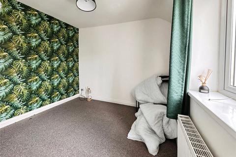 3 bedroom maisonette to rent, Torquay Road, Devon TQ3