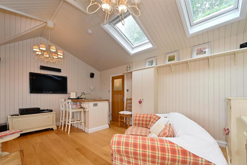 Summer House/Studio