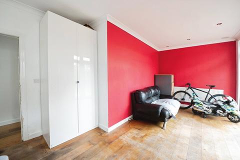 undefined, Cross Road, Mawneys, Romford, RM7