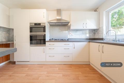 undefined, Chiltern Close, Croydon, CR0