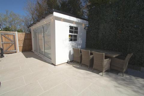 undefined, Burnt Mills Road, Basildon SS13