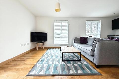 2 bedroom apartment for sale, Wintergreen Boulevard, West Drayton