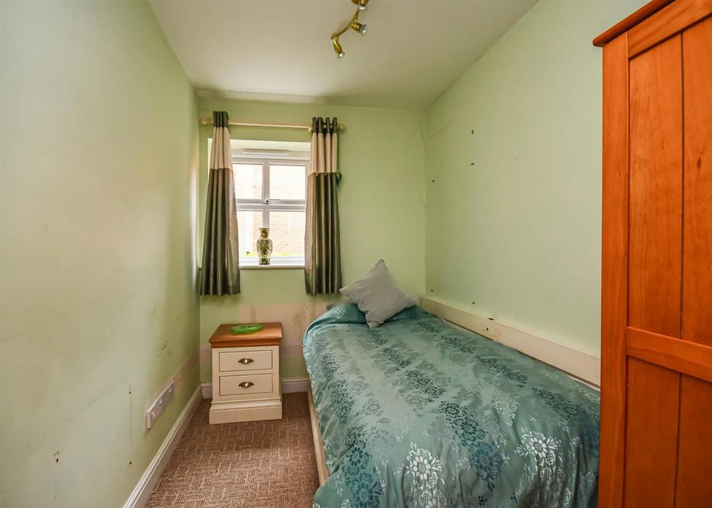Flat 3 Maypole Court-5.jpg