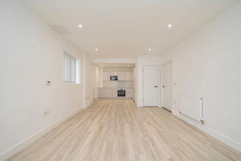 undefined, Staines Road, Hounslow TW3