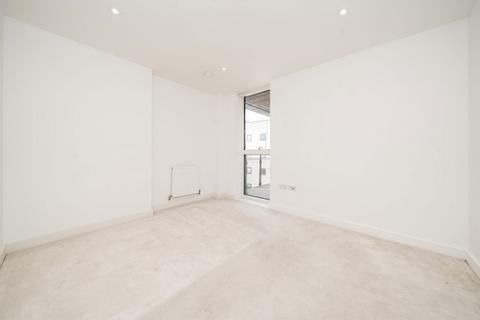 undefined, Staines Road, Hounslow TW3