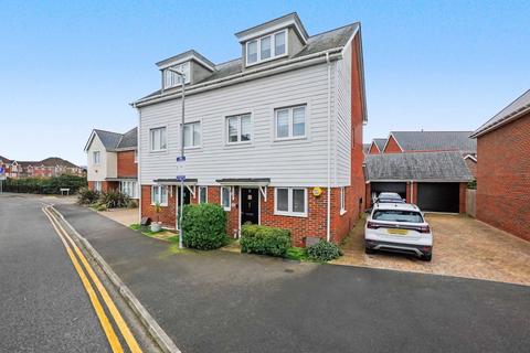 undefined, Amisse Drive, Snodland ME6