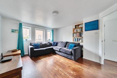 1 bedroom flat for sale, Blake Close,  London,  W10,  W10