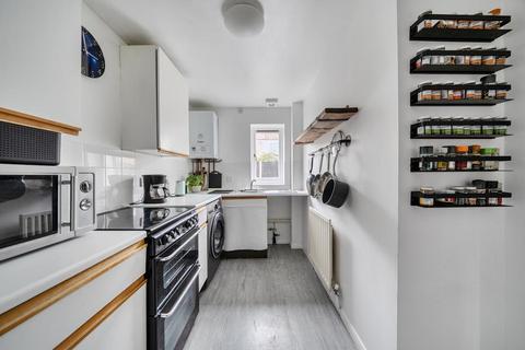 1 bedroom flat for sale, Blake Close,  London,  W10,  W10
