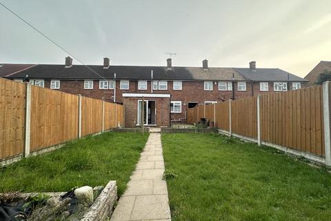 3 bedroom terraced house for sale, Harrow Road, Langley, Langley, SL3, SL3