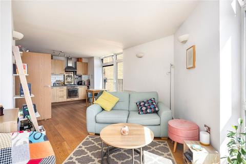 1 bedroom flat for sale, Martello Street, London E8