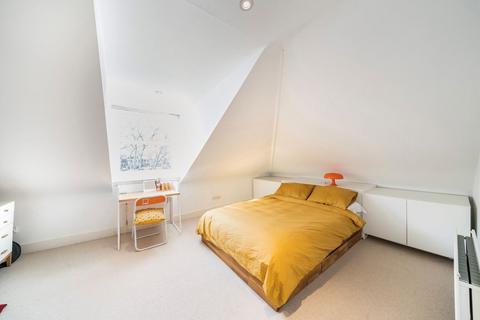 2 bedroom flat for sale, Highbury New Park, London N5