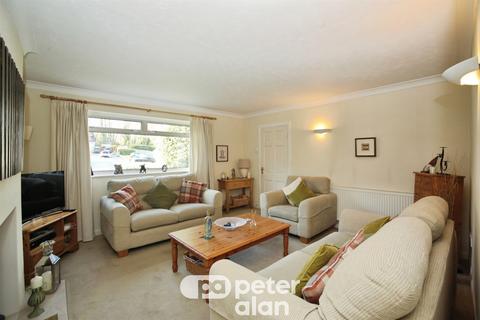 undefined, Glade Close, Coed Eva, Cwmbran