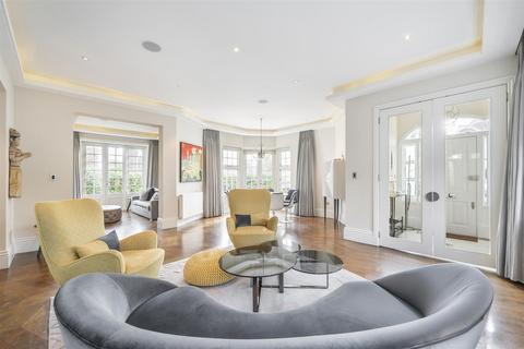 2 bedroom flat for sale, Kidderpore Avenue, Hampstead, NW3