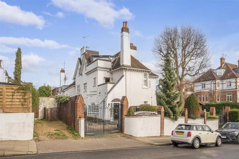 2 bedroom flat for sale, Kidderpore Avenue, Hampstead, NW3