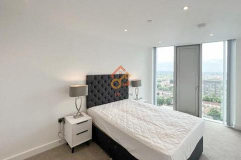 2 bedroom flat to rent, 11 Silvercroft Street, Manchester, M15