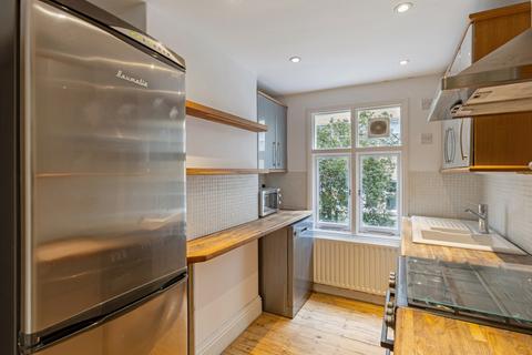 2 bedroom flat for sale, Minford Gardens, London, W14
